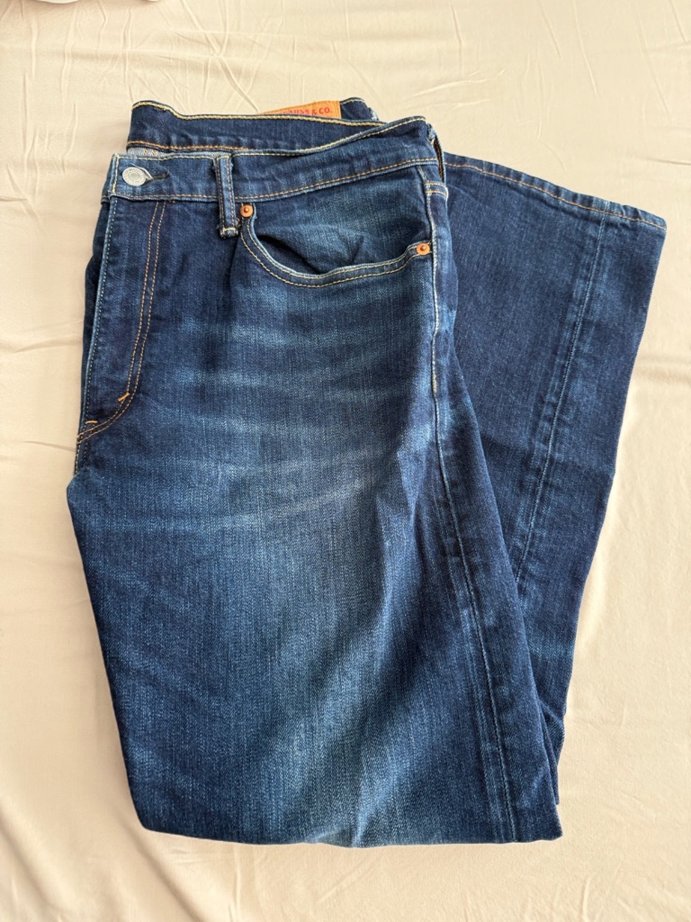 Men's Levi’s 502 taper fit jeans